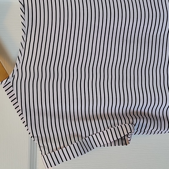 Express Striped Top - Picture 4 of 5